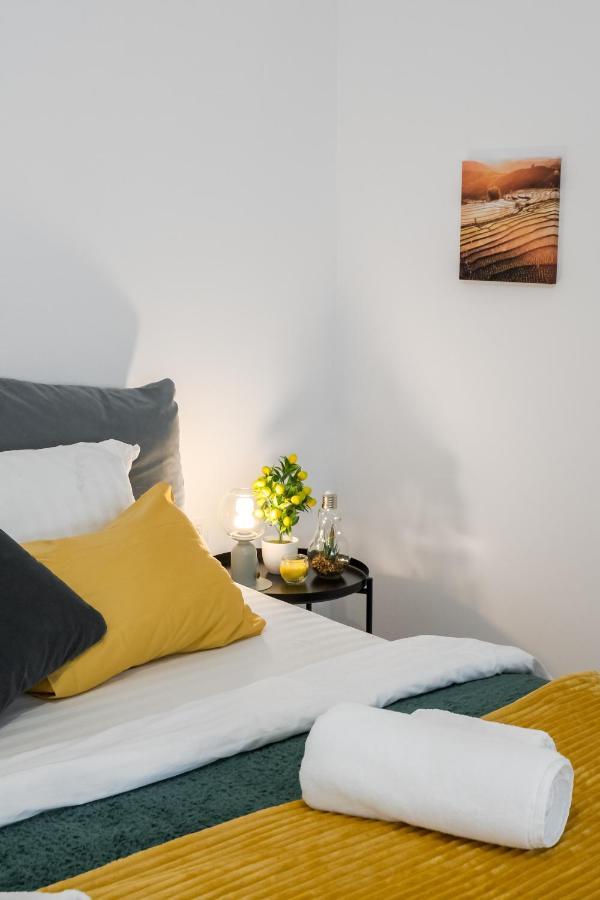 Light-Monza-Unirii Apartment Bucureşti Ngoại thất bức ảnh