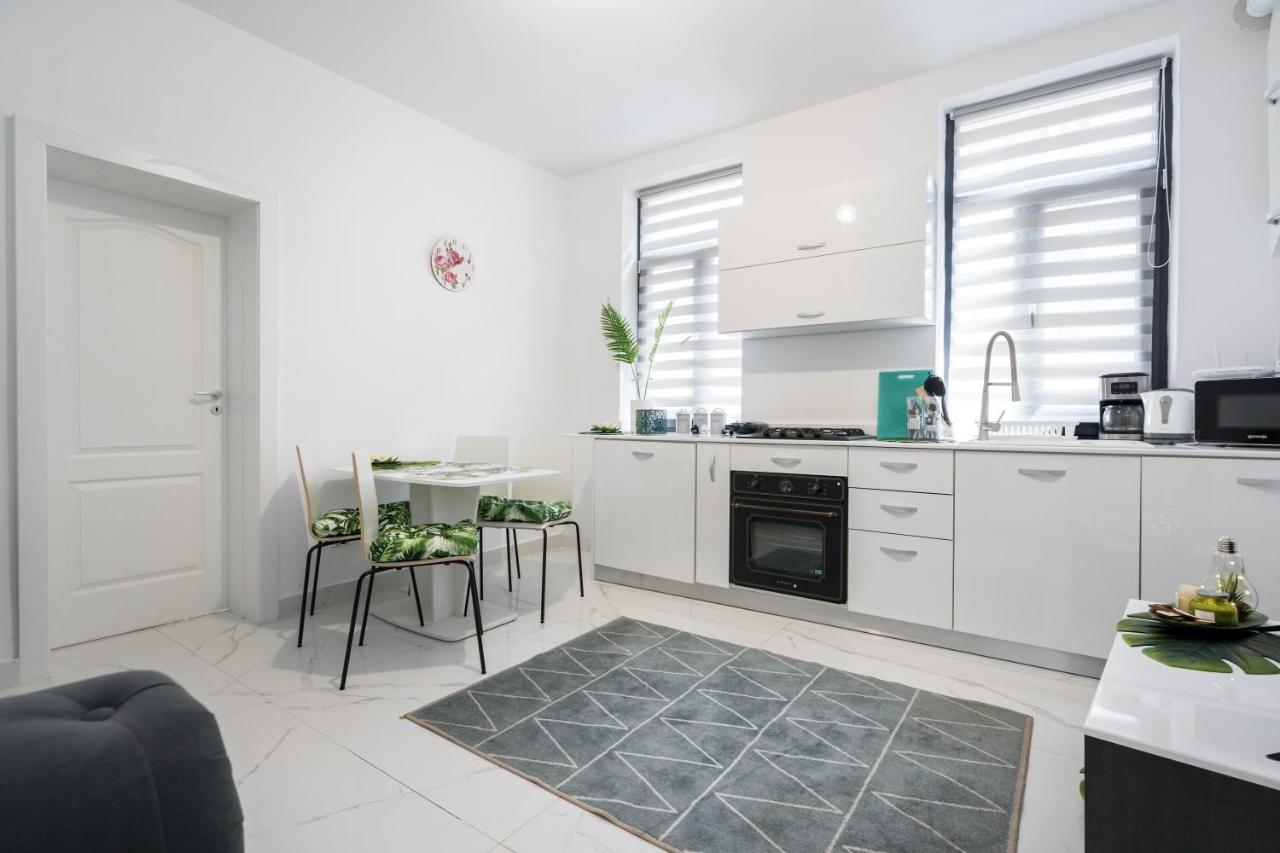 Light-Monza-Unirii Apartment Bucureşti Ngoại thất bức ảnh