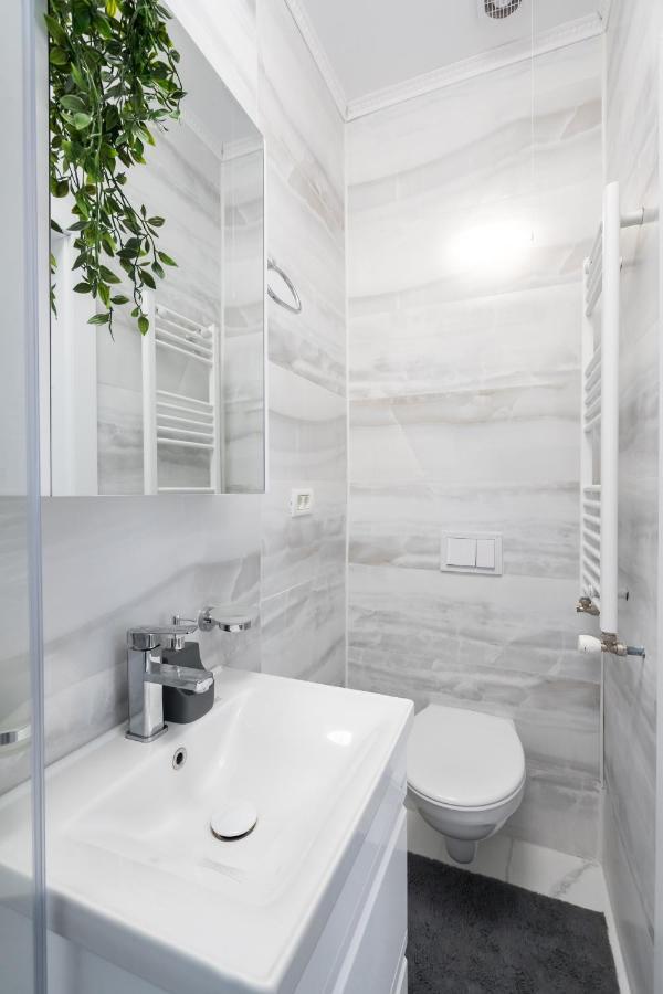 Light-Monza-Unirii Apartment Bucureşti Ngoại thất bức ảnh